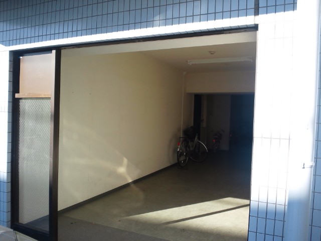 Other common areas. Bicycle-parking space