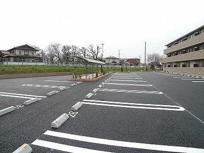 Parking lot