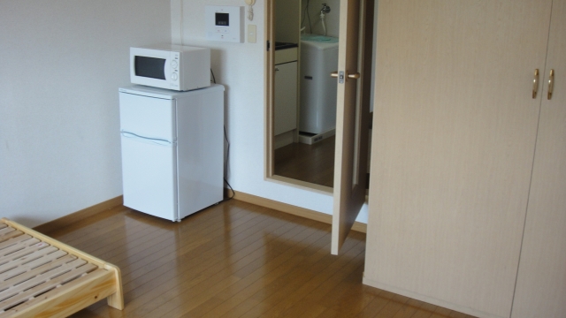 Living and room.  [furniture ・ Consumer electronics equipped] Of it is with Secom!