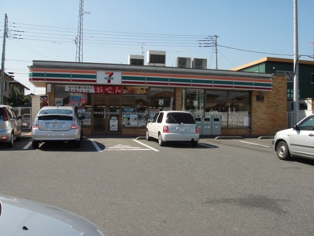 Convenience store. Seven-Eleven Gyoda Sakae store up (convenience store) 330m