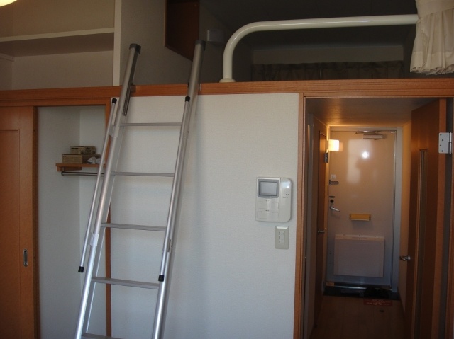 Living and room.  [furniture ・ Consumer electronics equipped] So soon life will be started! 