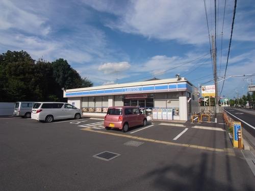 Convenience store. 554m until Lawson Gyoda Sakuramachi 3-chome