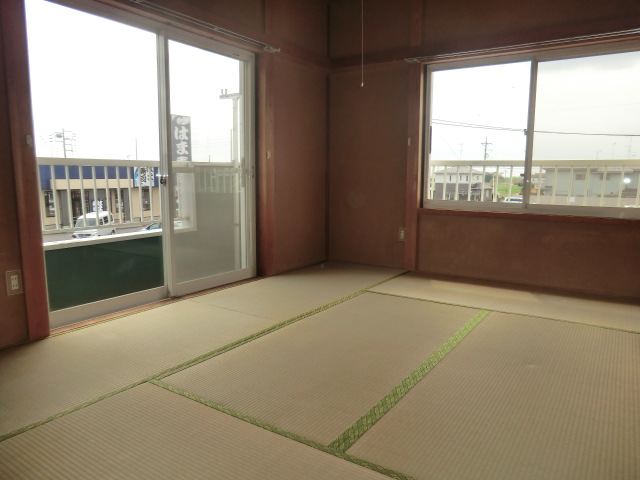 Living and room