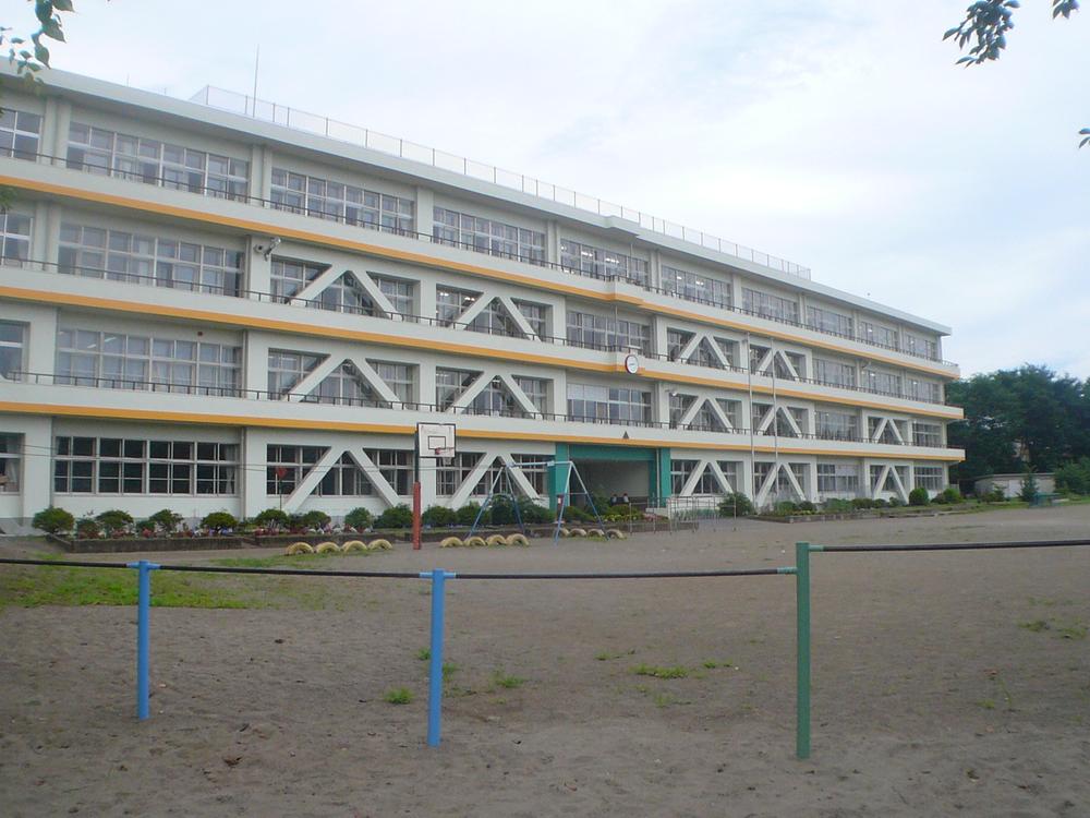 Primary school. Hanno Municipal Kaji 1212m to East Elementary School