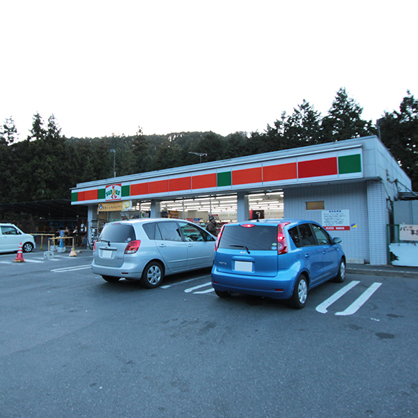 Convenience store. Sunkus Higashi Agano store up (convenience store) 1100m
