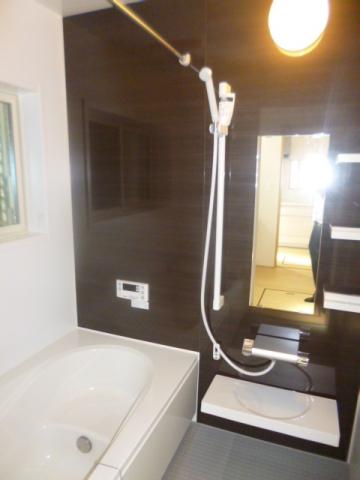 Same specifications photo (bathroom)