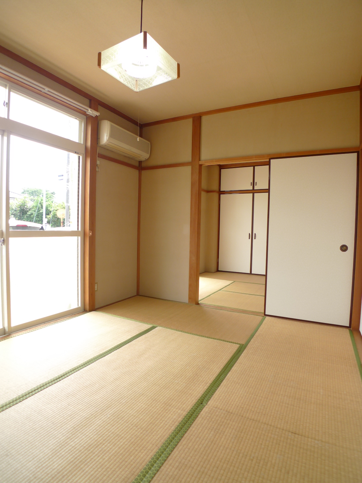 Living and room