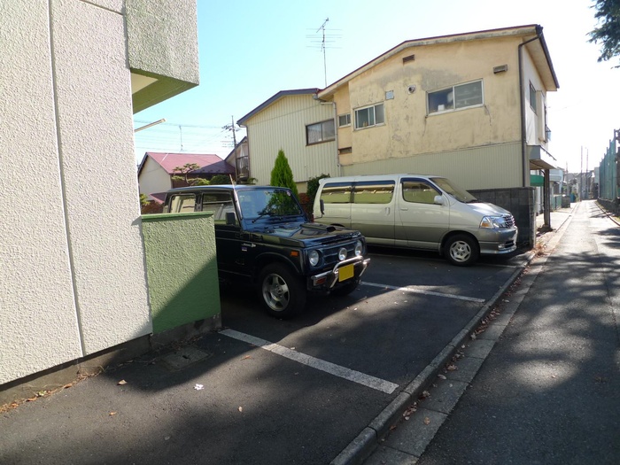 Parking lot