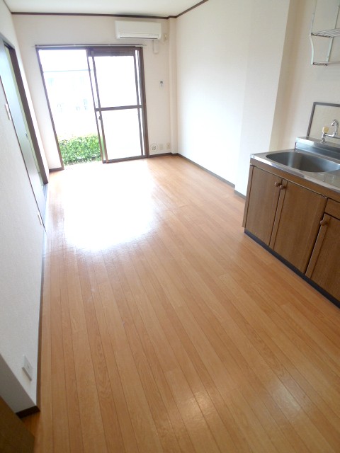 Living and room