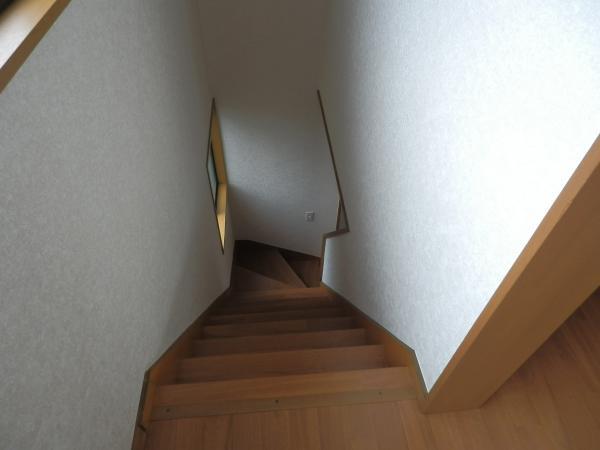 Other introspection. Staircase seen from the second floor