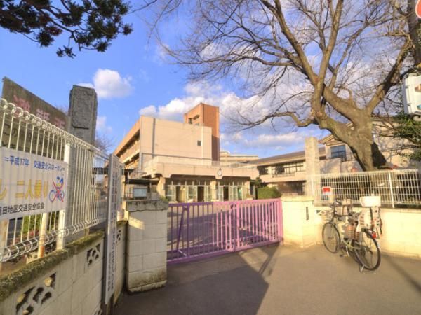Primary school. Up to elementary school 1090m 2010 / 12 / 24 shooting Hasuda stand Hasuda Minami Elementary School