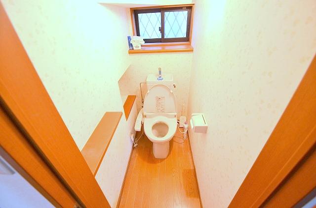 Toilet. ~ toilet ~