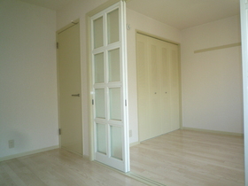 Living and room. Closet with Western-style.