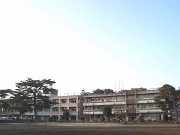Junior high school. 1900m to the plains junior high school