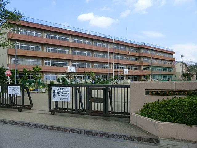 Junior high school. Hasuda Tatsukuro Hamanishi until junior high school 1300m