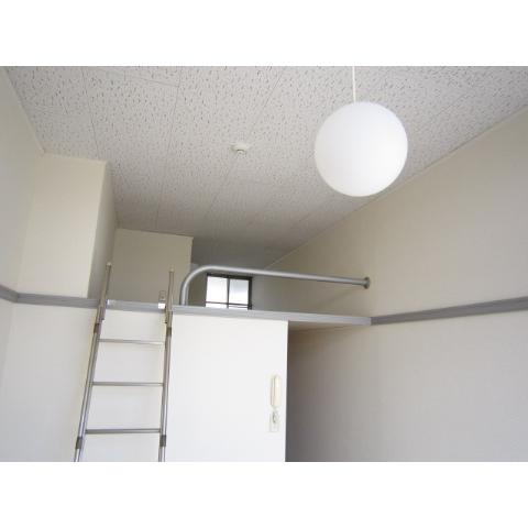 Other room space