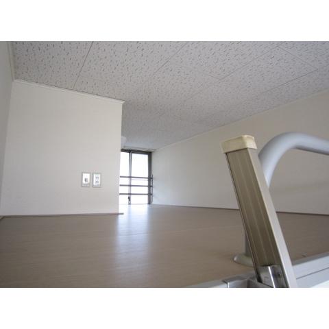 Other room space