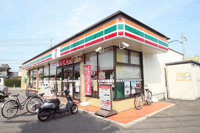 Convenience store. Seven-Eleven Hidaka bypass store up (convenience store) 353m