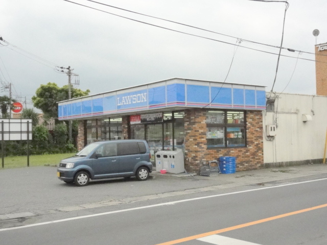 Convenience store. 897m until Lawson Takahagi store (convenience store)