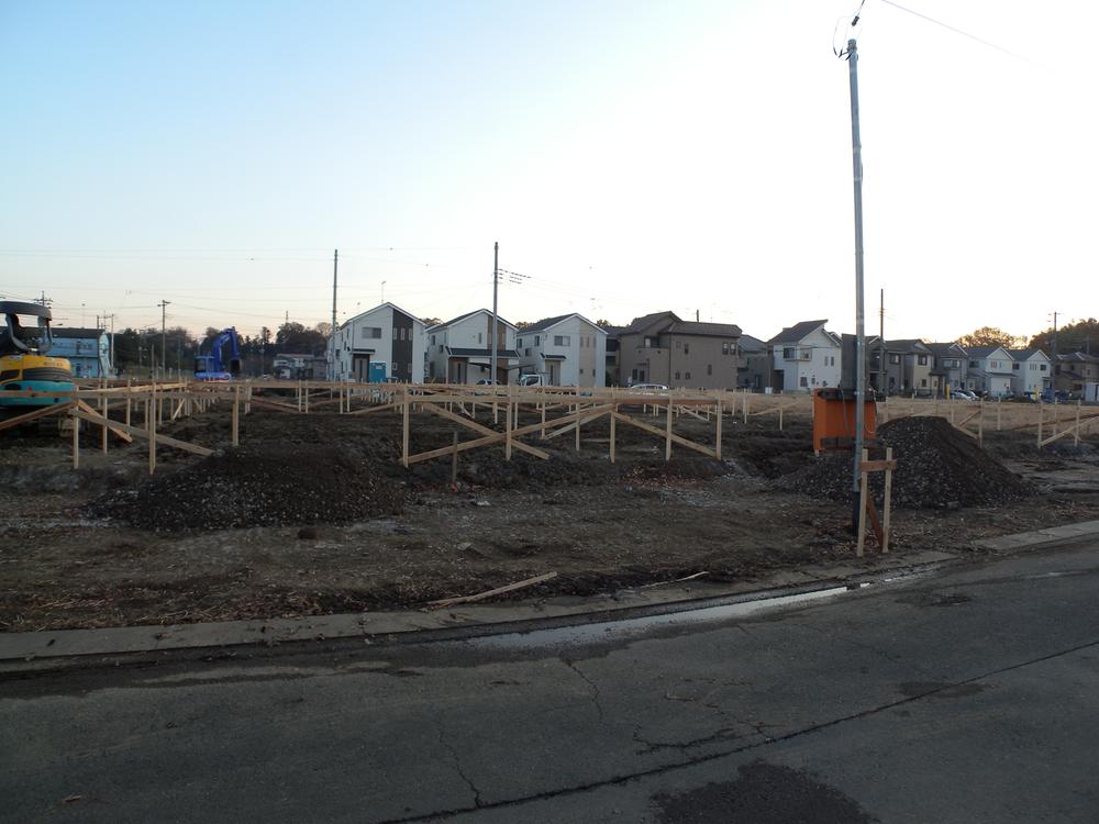 Local appearance photo. Local (12 May 2013) Shooting