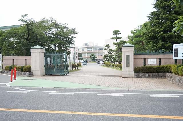 high school ・ College. 1070m until the Saitama Prefectural Matsuyama Girls' High School