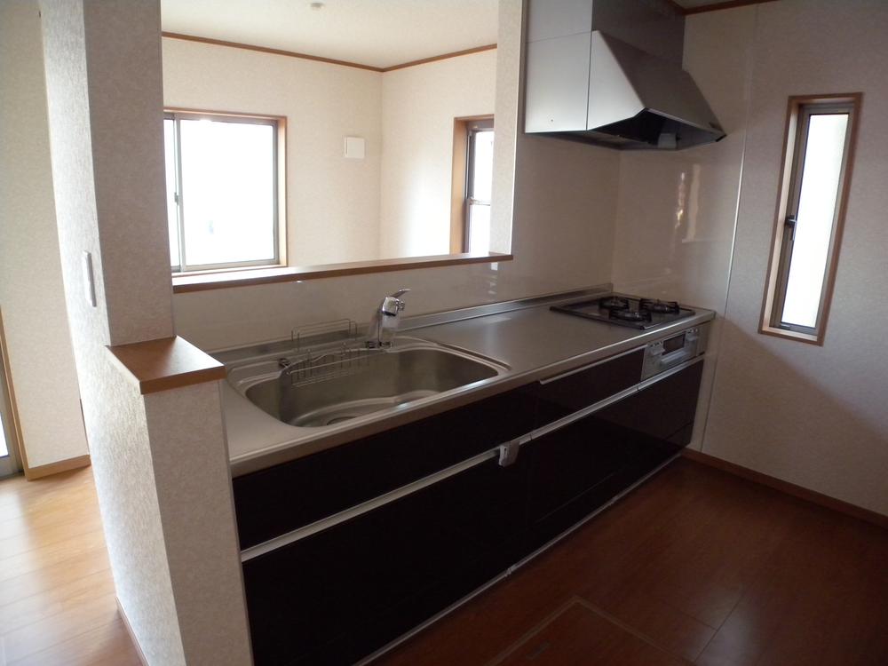 Kitchen. Indoor (12 May 2013) Shooting