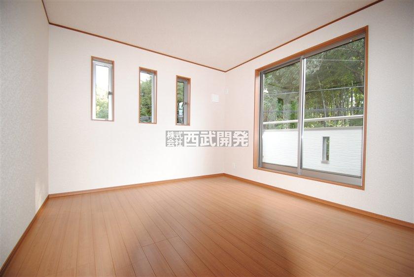 Non-living room. Local (September 2013) Shooting