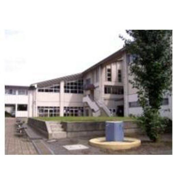 Primary school. Higashimatsuyama 1552m to stand Matsuyama second elementary school