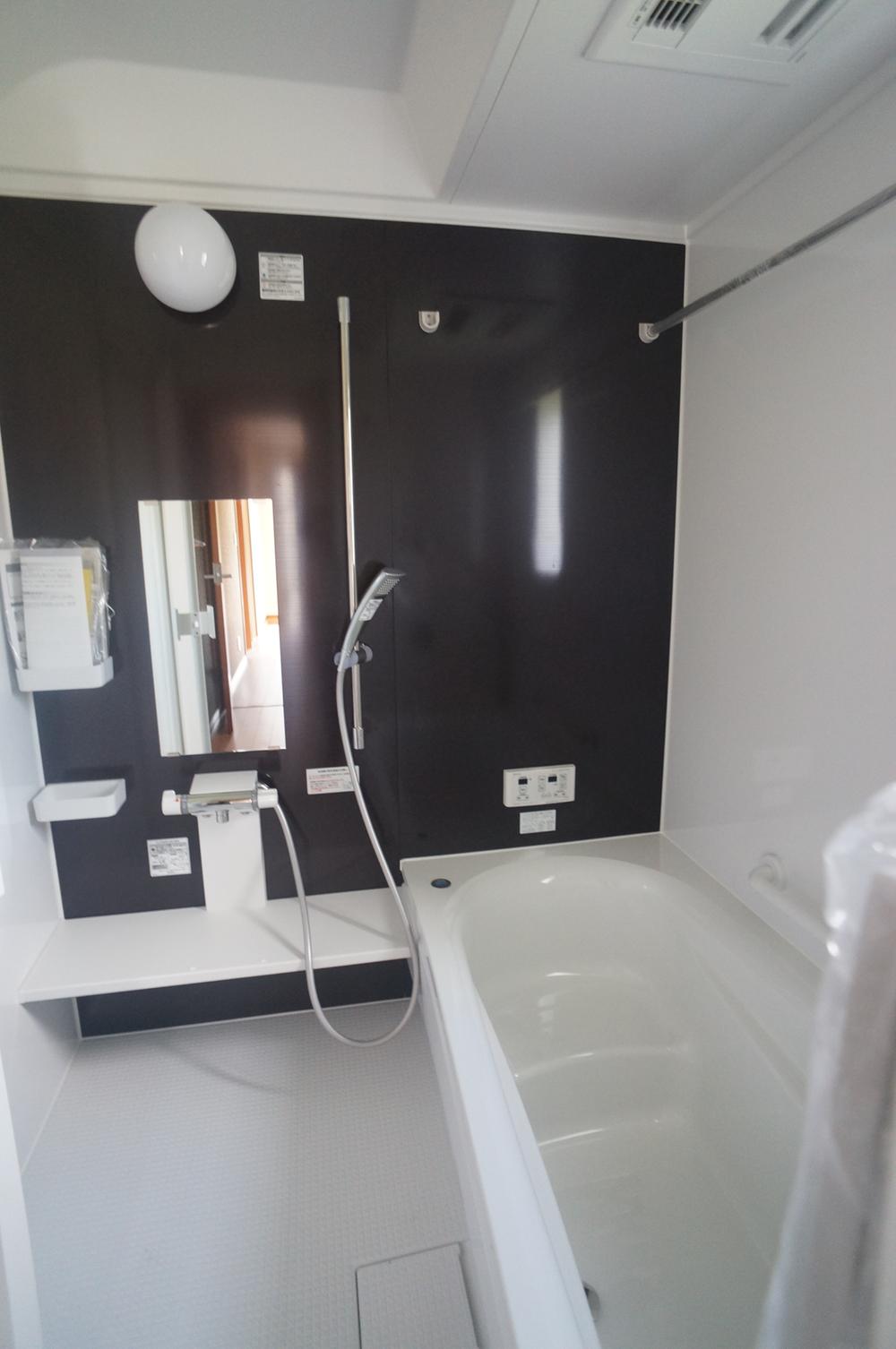 Bathroom. Indoor (September 2013) Shooting