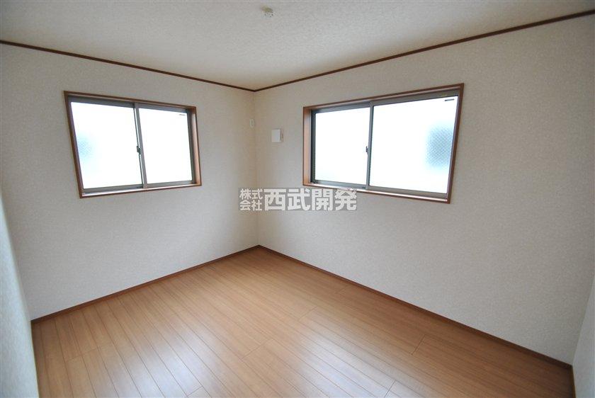 Non-living room. Color ・ Arrangement and the like will differ. 