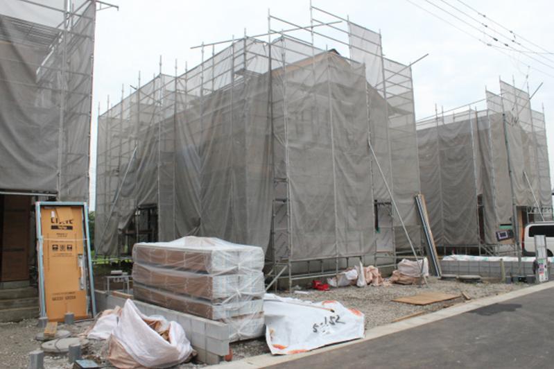 Local appearance photo. 5 Building appearance is a picture.