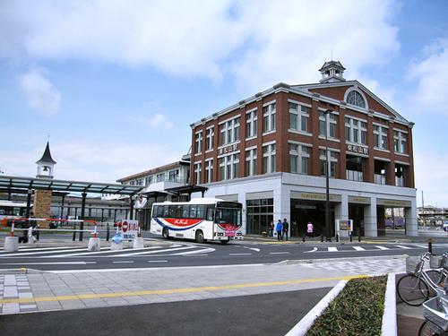 station. 2800m to the Higashi-Matsuyama Station
