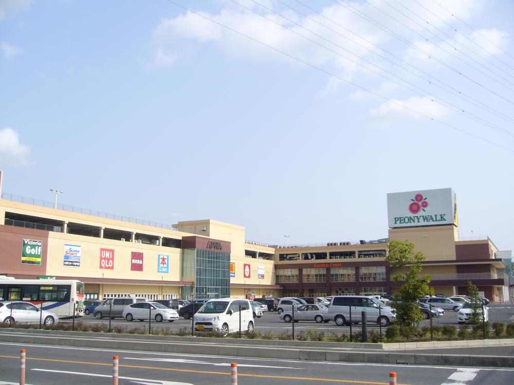 Shopping centre. 150m to Propionibacterium walk Higashi-Matsuyama's