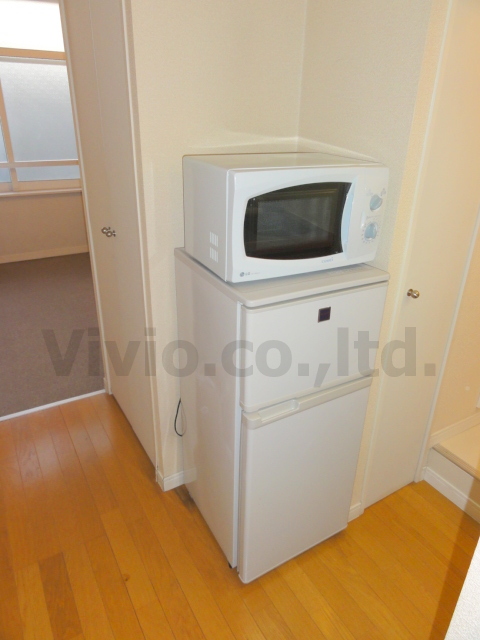 Other Equipment. refrigerator ・ With microwave.