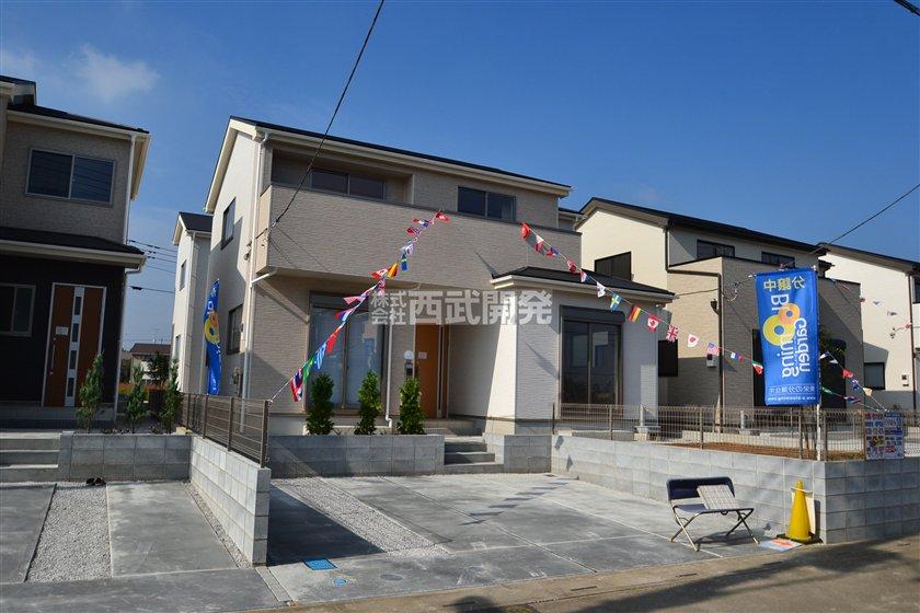 Local appearance photo. Local (10 May 2013) Shooting