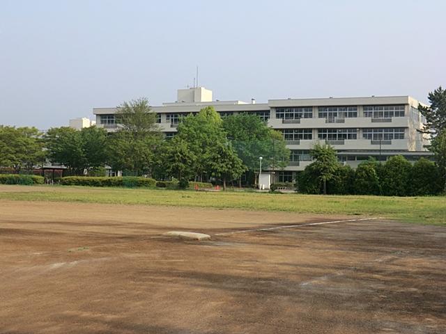Junior high school. Hatoyama Municipal 2436m to Hatoyama junior high school