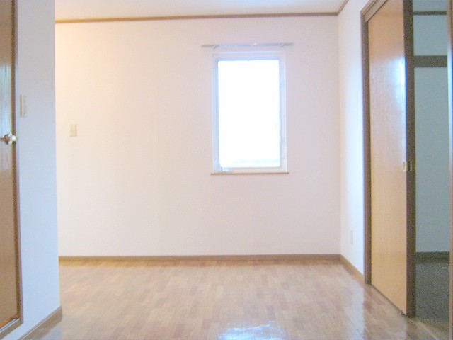 Other room space. It is the state of Western-style. 