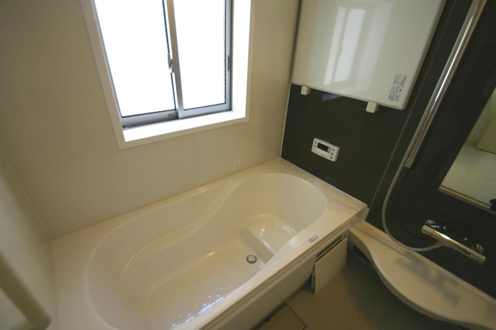 Bathroom. Reference construction cases: Bathroom