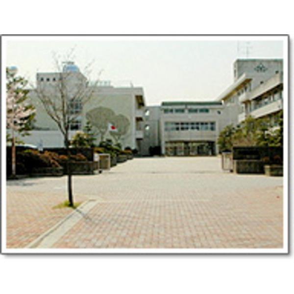 Junior high school. Yoshimi Municipal Yoshimi until junior high school 1681m