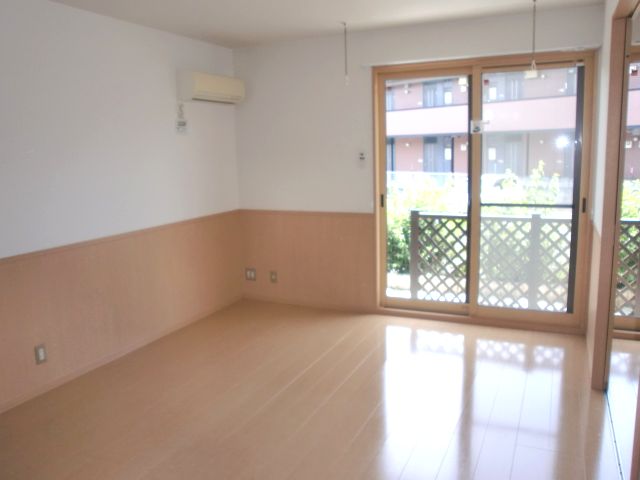 Living and room