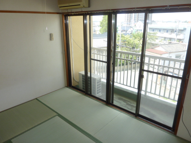 Other room space