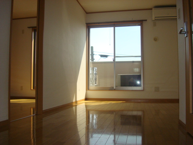 Living and room