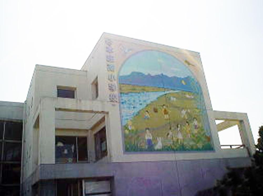 Primary school. 1100m until the Municipal Honjo Minami Elementary School