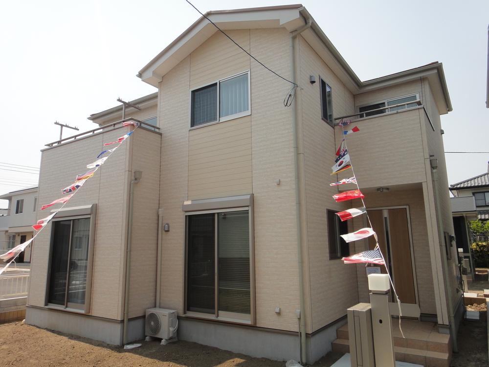 Same specifications photos (appearance). Same specifications appearance