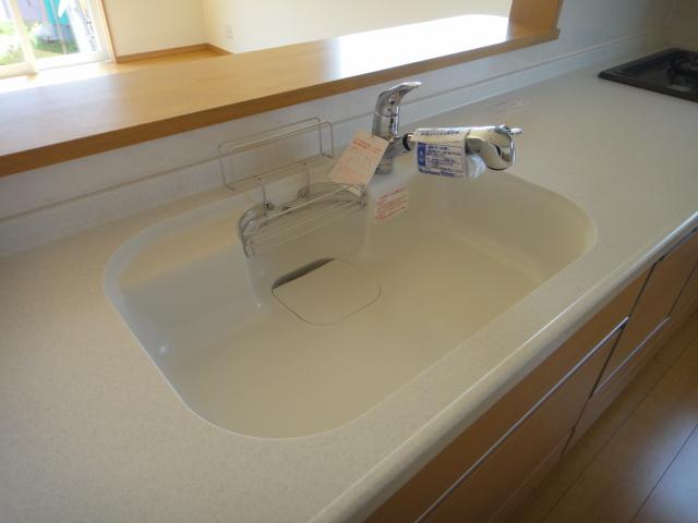Same specifications photo (kitchen). Same specifications Beautifully smooth texture population marble sink with excellent quiet sink durability