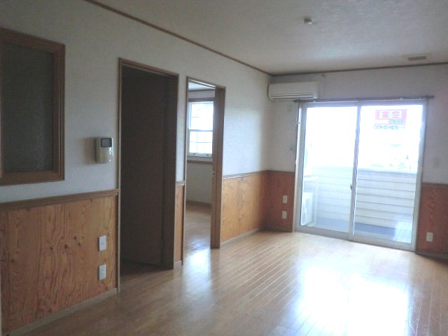 Living and room