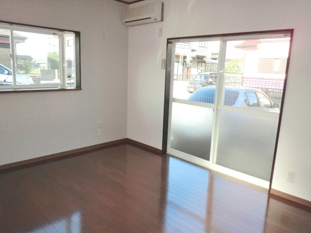 Living and room