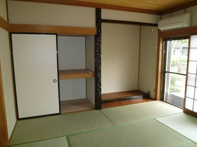 Living and room
