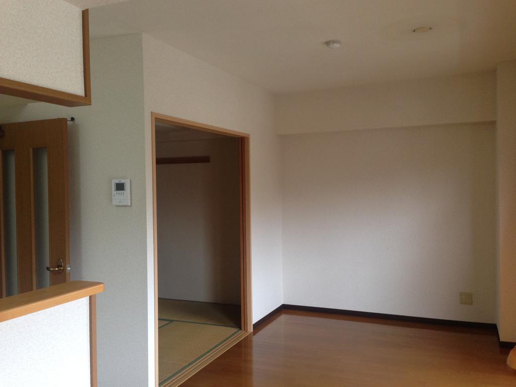 Living and room