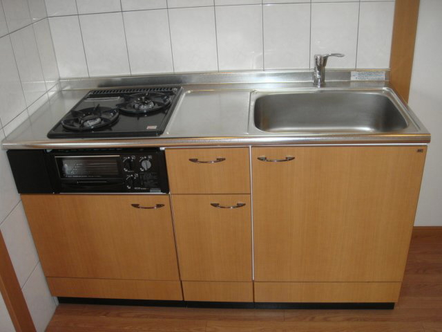 Kitchen. With gas stove